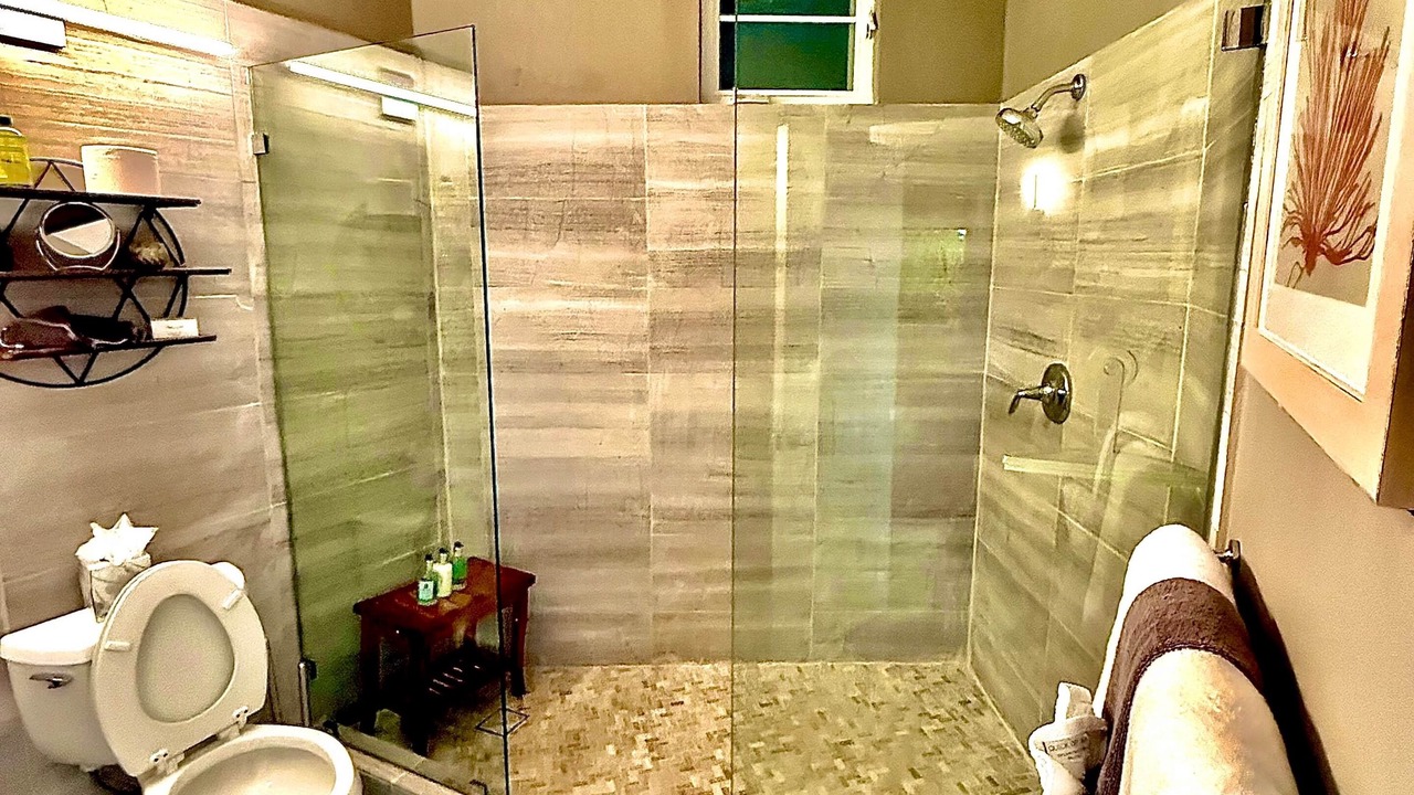 Photo of Bathroom in Estate Kingshill