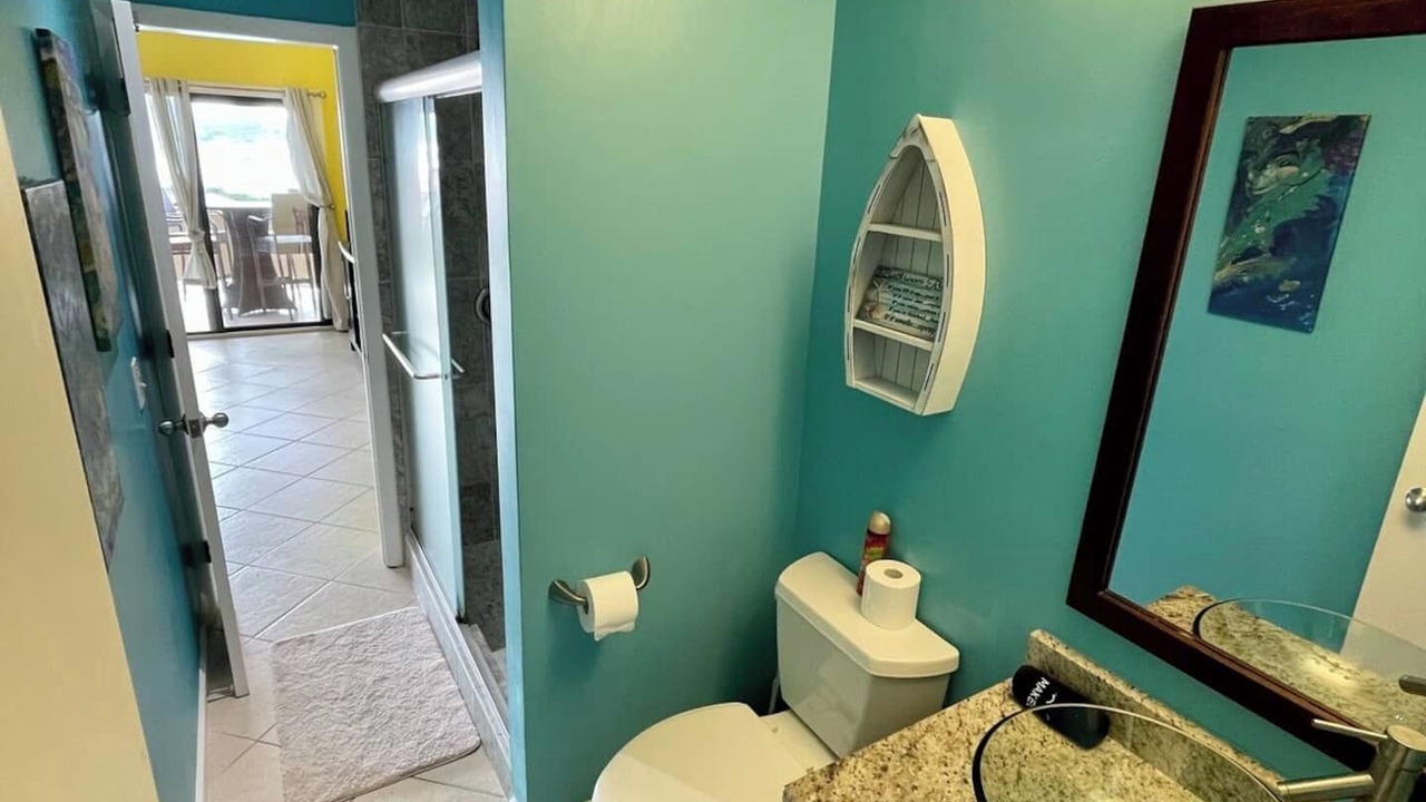 Photo of Bathroom in Red Hook