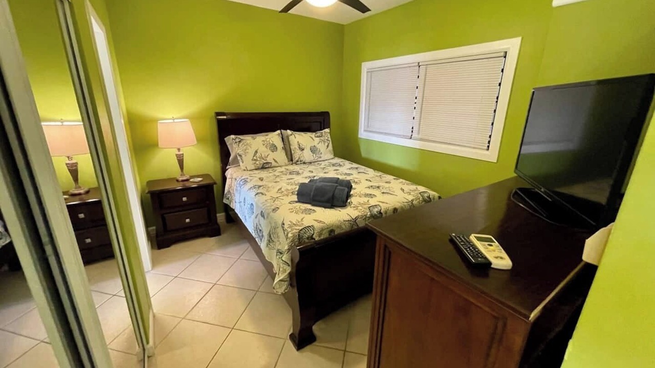 Photo of Bedroom in Red Hook