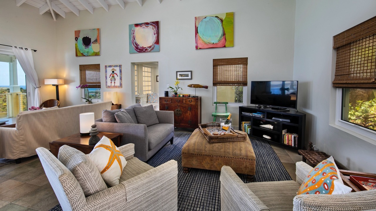 Photo of Livingroom in Estate Hard Labor