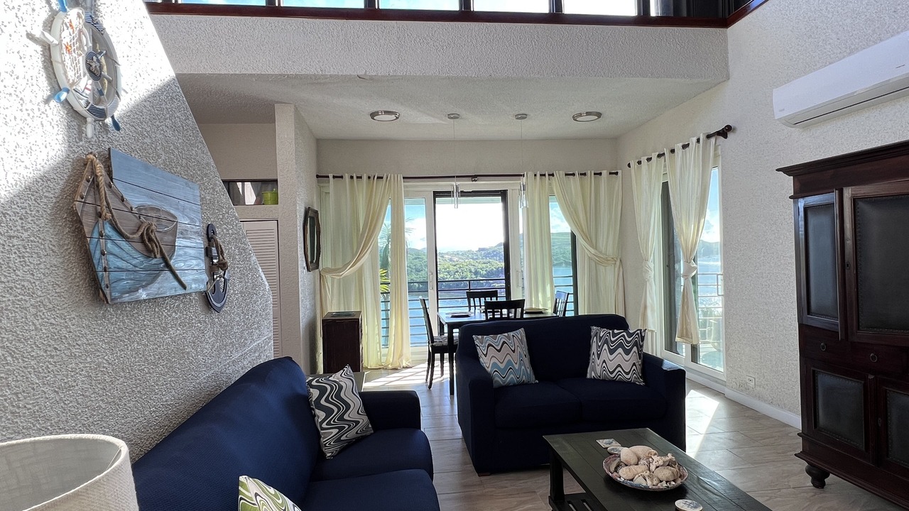 Photo of Livingroom in Bolongo Bay