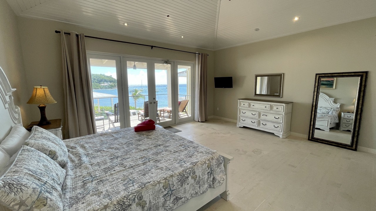 Photo of Bedroom in Hart Bay