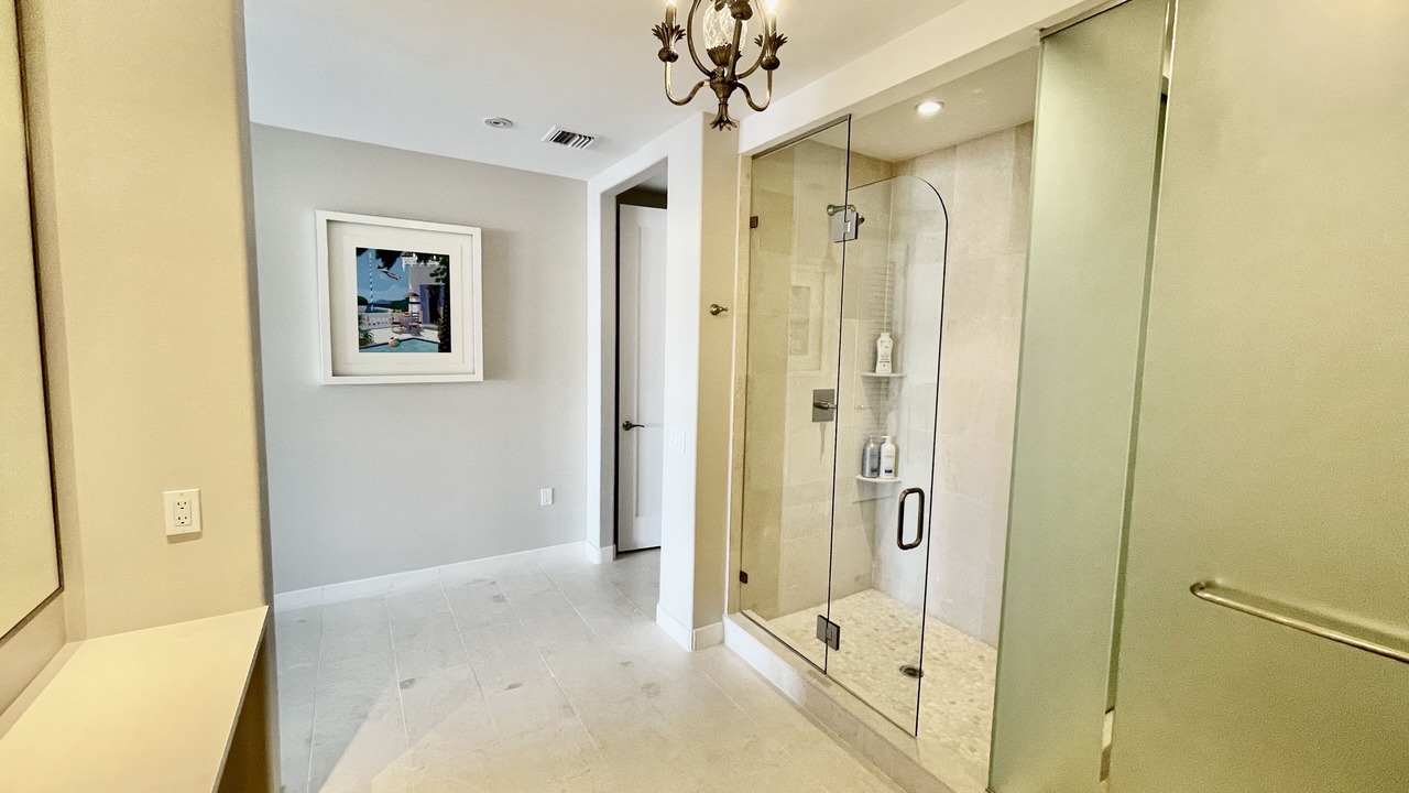 Photo of Bathroom in Hart Bay