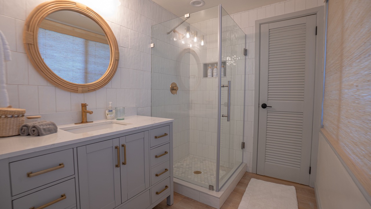 Photo of Bathroom in Bolongo Bay