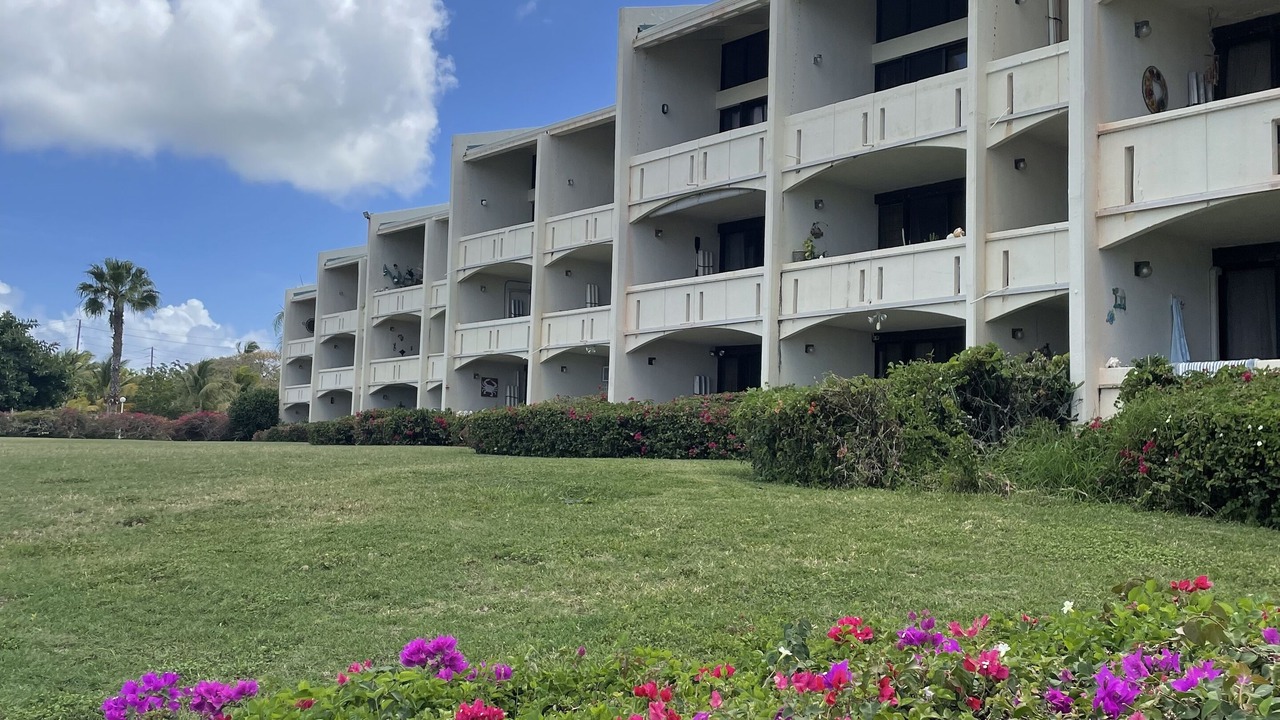 Photo of Outdoor in Estate Golden Rock