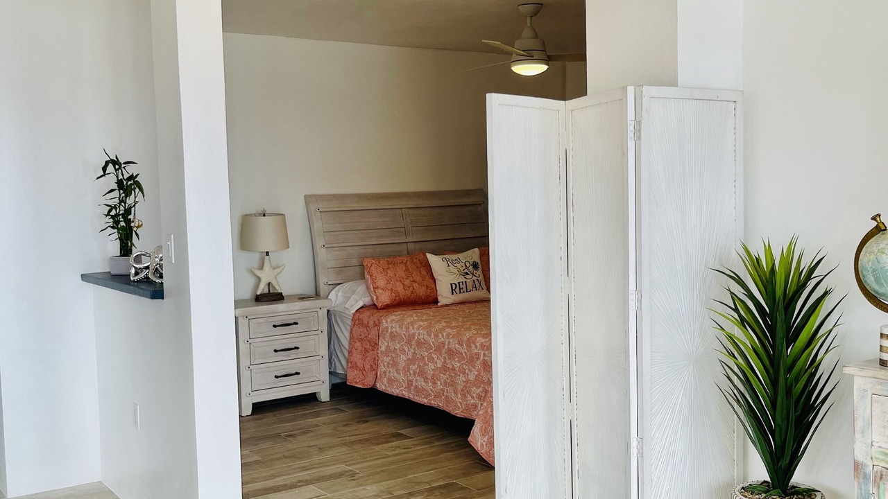 Photo of Bedroom in Estate Frenchman Bay
