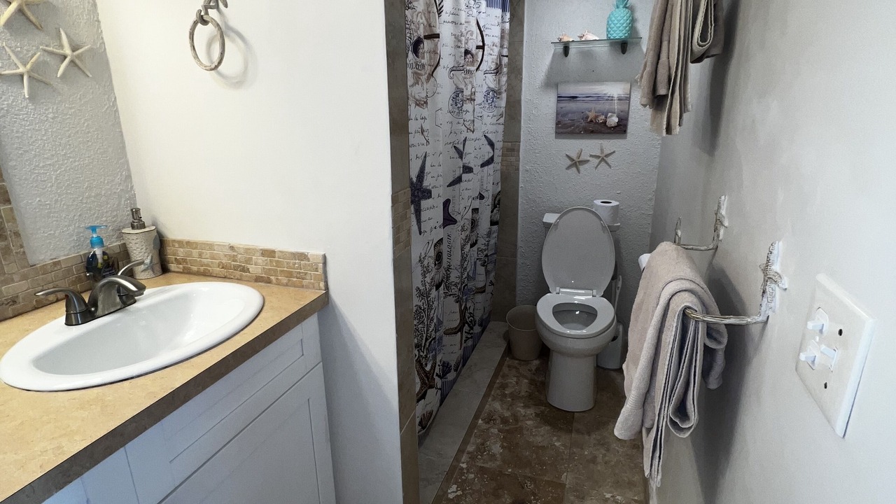 Photo of Bathroom in Bolongo Bay