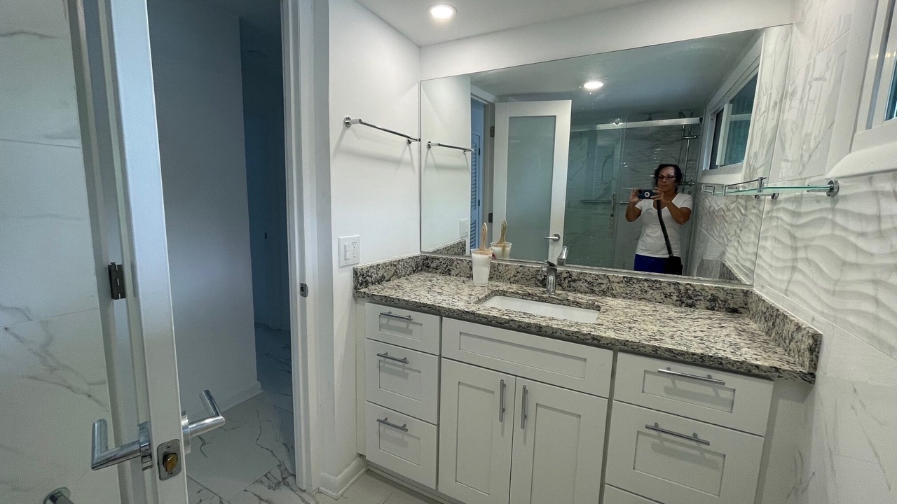Photo of Bathroom in Bolongo Bay