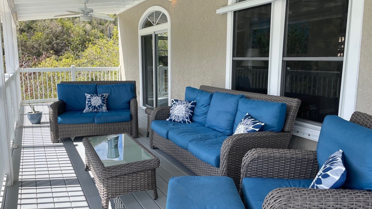 Photo of Patio Balcony in Seagrape Hill