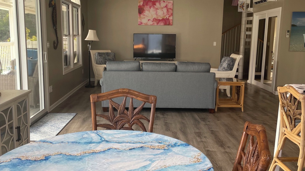 Photo of Livingroom in Seagrape Hill