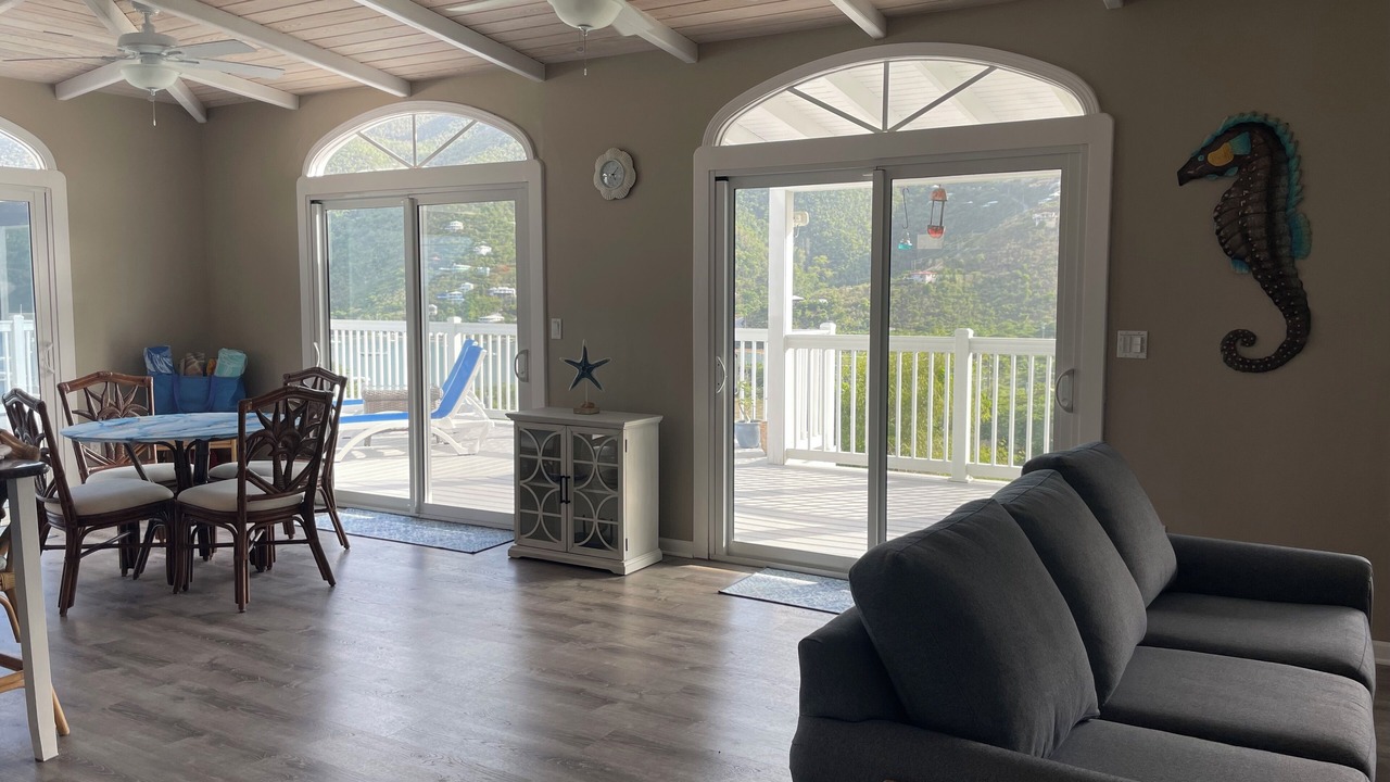 Photo of Livingroom in Seagrape Hill