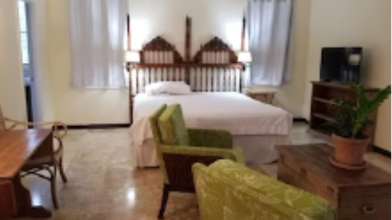 Photo of Bedroom in Estate Queens Quarter