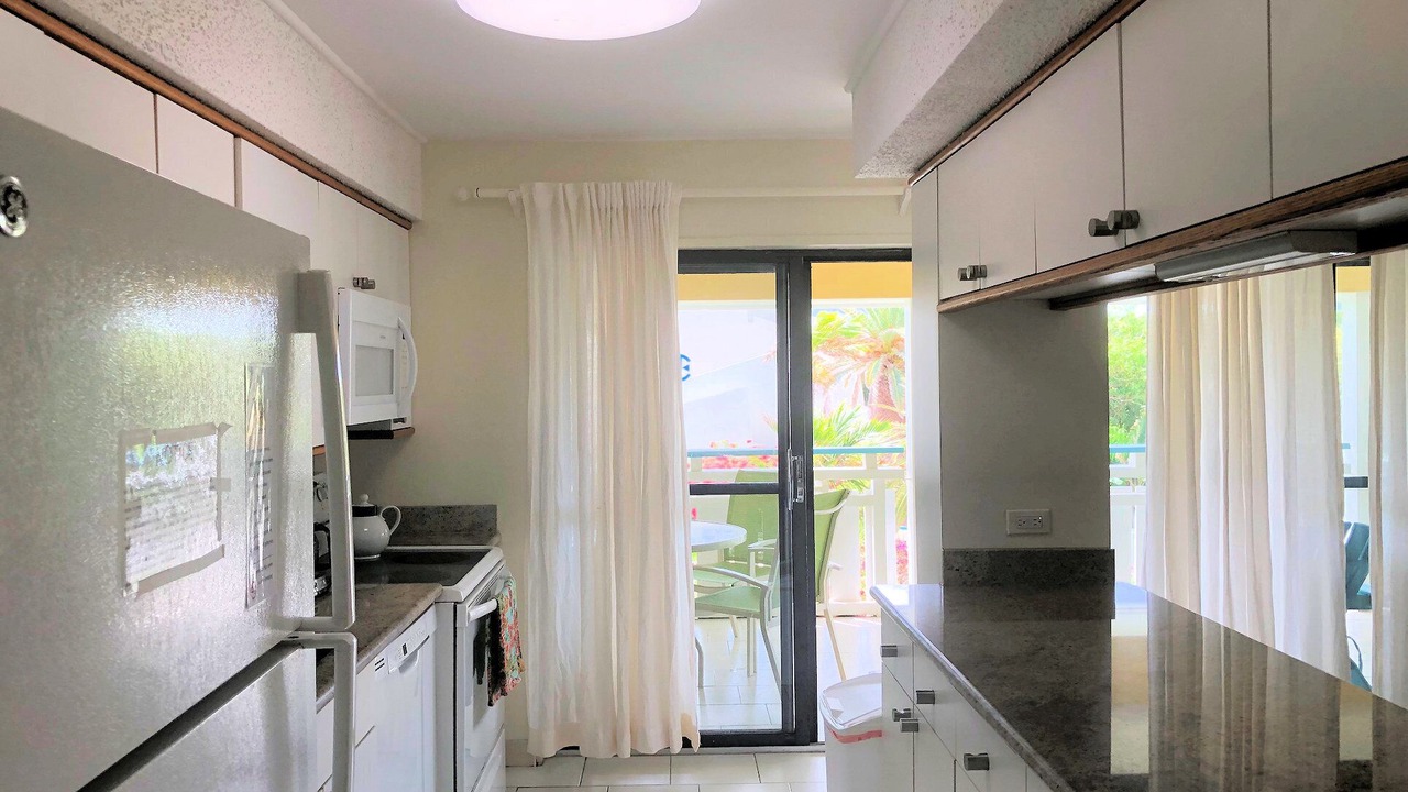 Photo of Kitchen in Estate Golden Rock