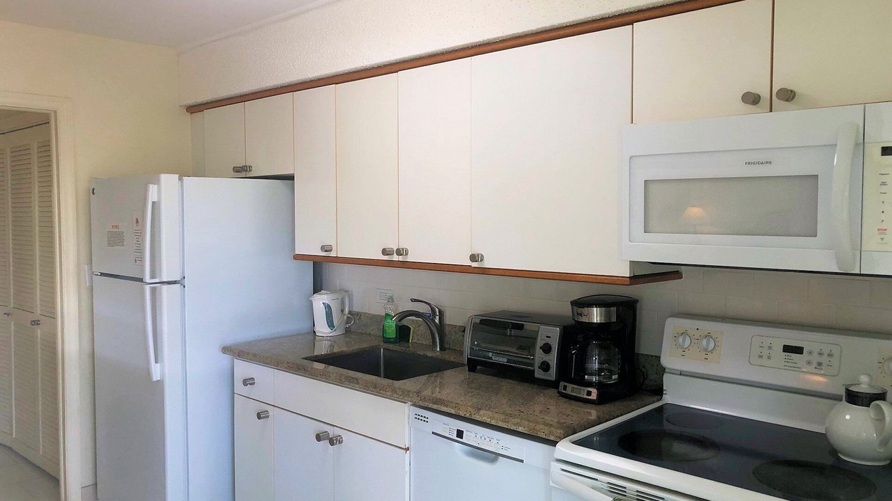 Photo of Kitchen in Estate Golden Rock