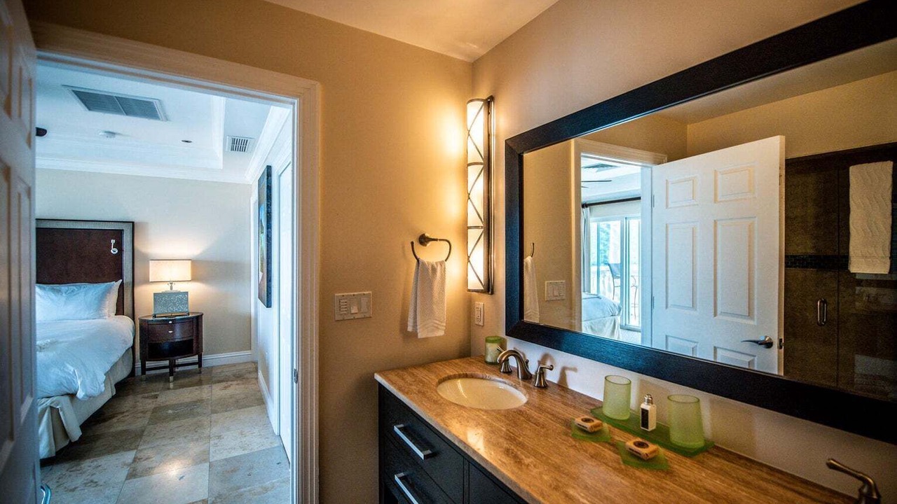 Photo of Bathroom in Great Cruz Bay