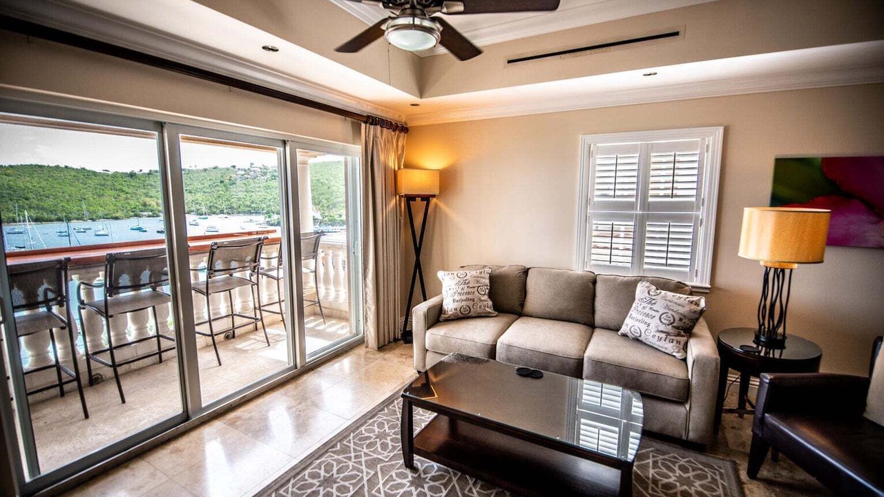 Photo of Livingroom in Great Cruz Bay