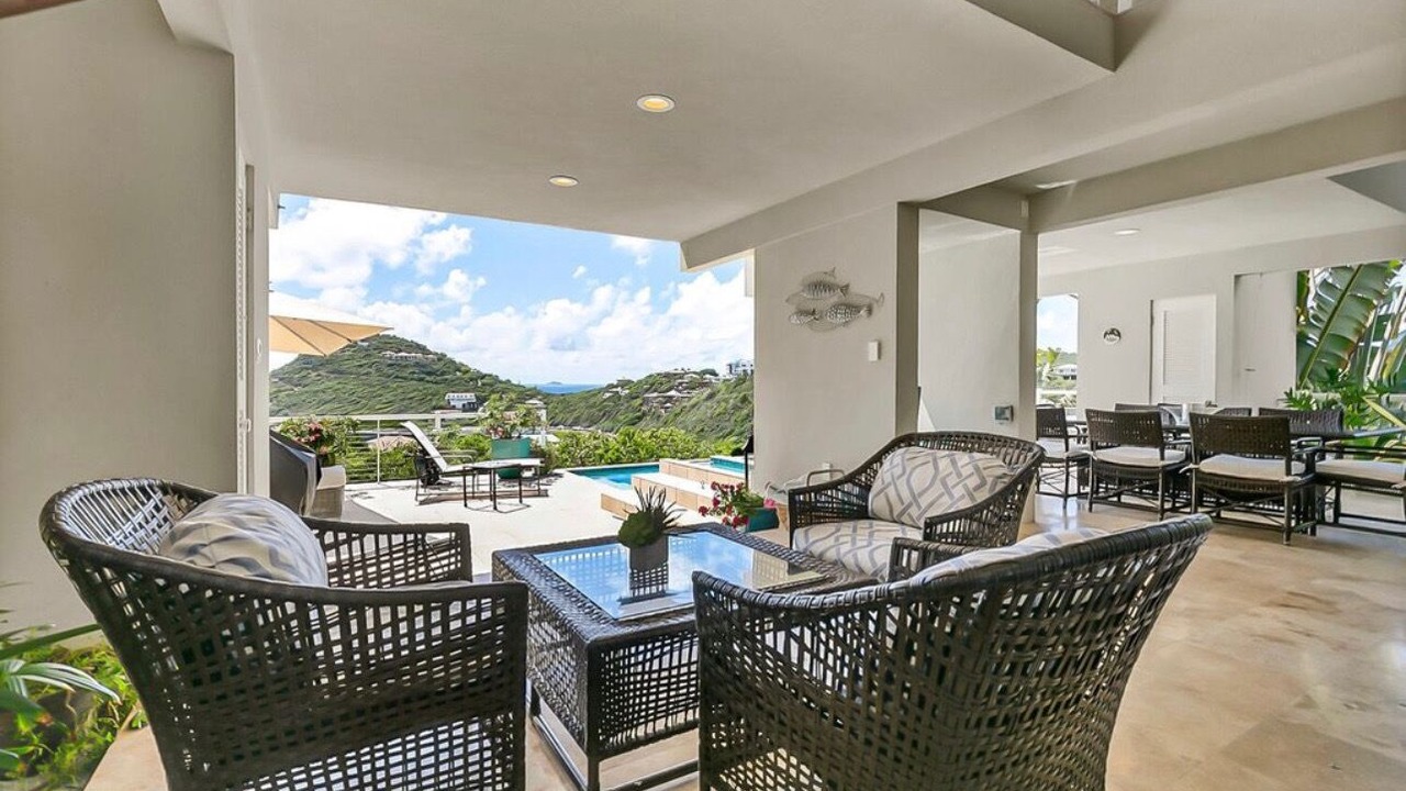 Photo of Patio Balcony in Hart Bay