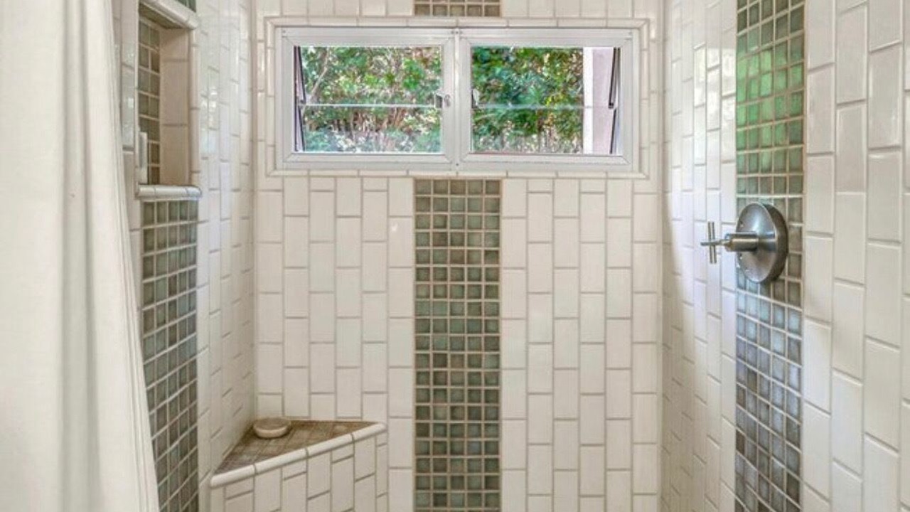 Photo of Bathroom in Hart Bay