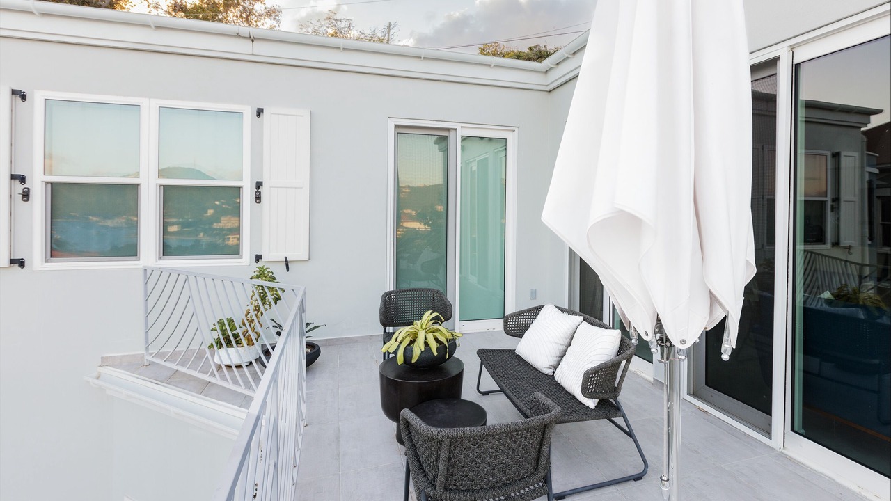 Photo of Patio Balcony in Estate Queens Quarter