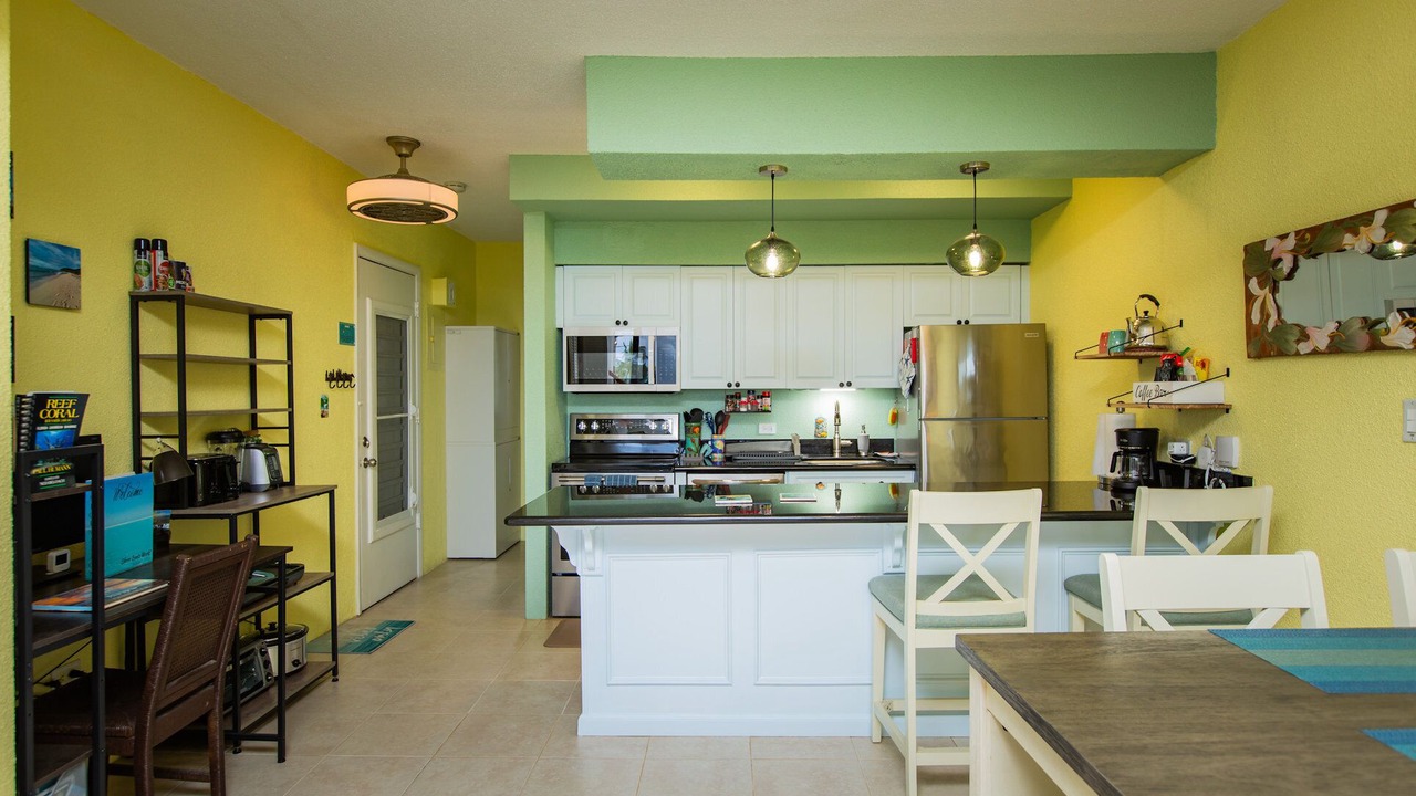 Photo of Kitchen in Estate Golden Rock