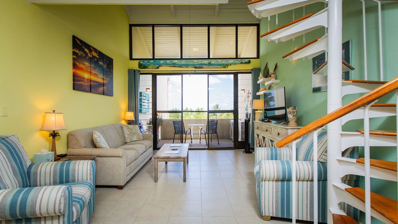 Photo of Livingroom in Estate Golden Rock