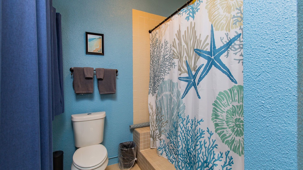 Photo of Bathroom in Estate Golden Rock