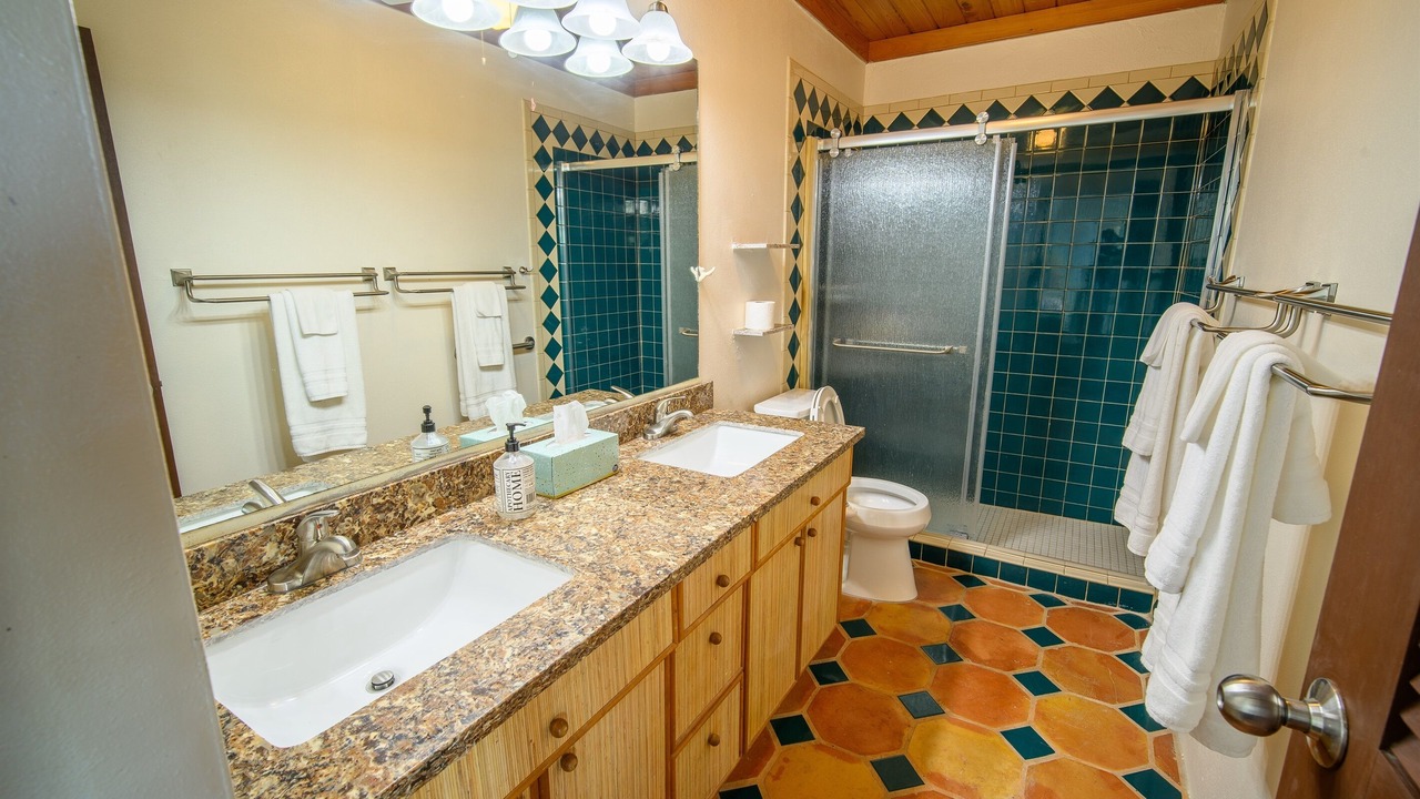 Photo of Bathroom in Grapetree