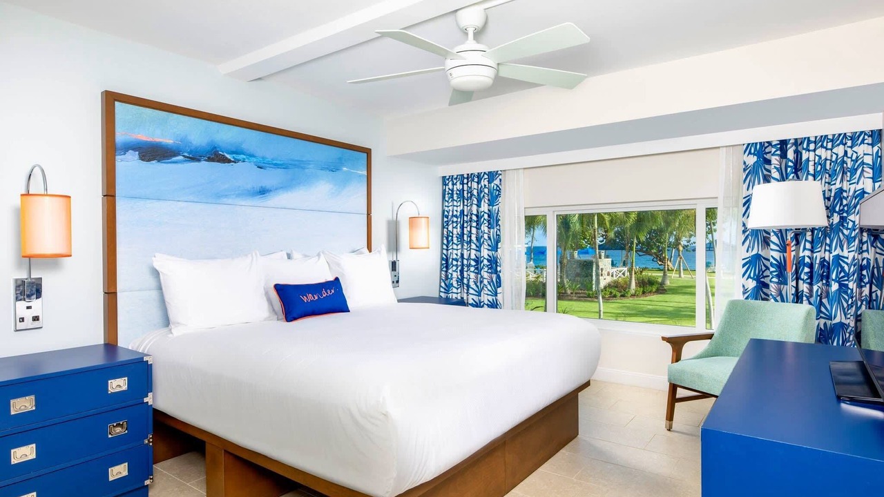 Photo of Bedroom in Estate Frenchman Bay