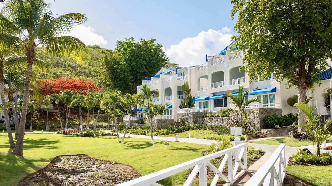 Photo of Outdoor in Estate Frenchman Bay