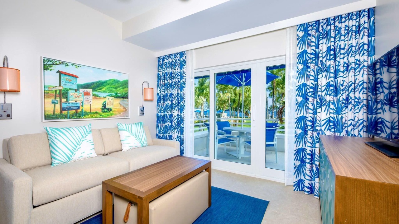 Photo of Livingroom in Estate Frenchman Bay