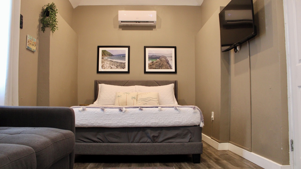 Photo of Bedroom in Estate East Street