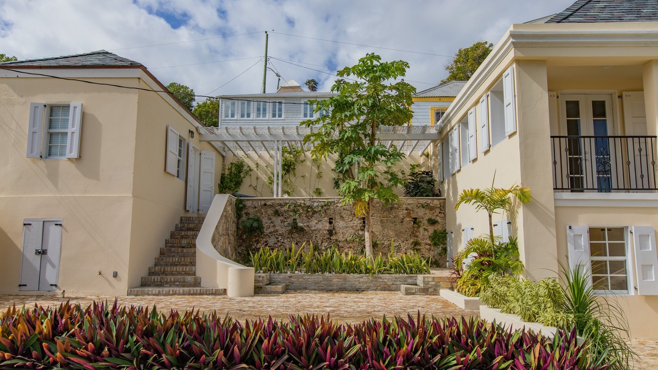 Photo of Outdoor in Estate East Street