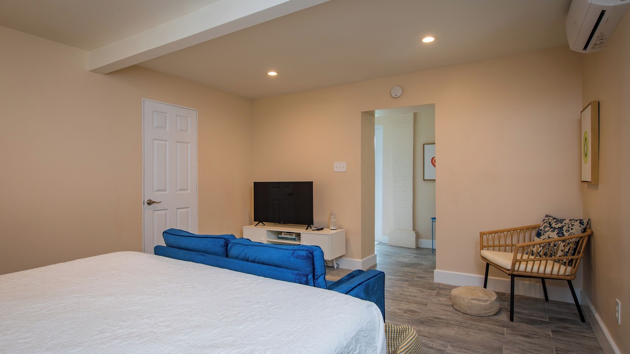 Photo of Bedroom in Estate East Street