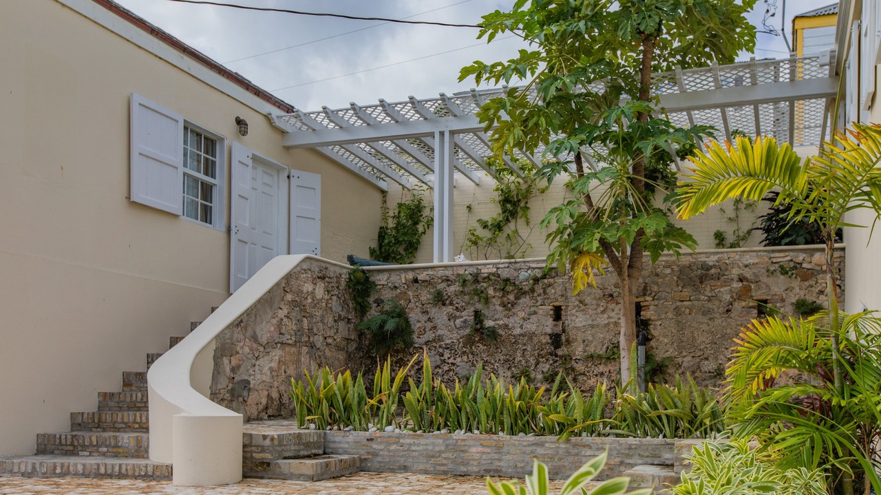 Photo of Outdoor in Estate East Street
