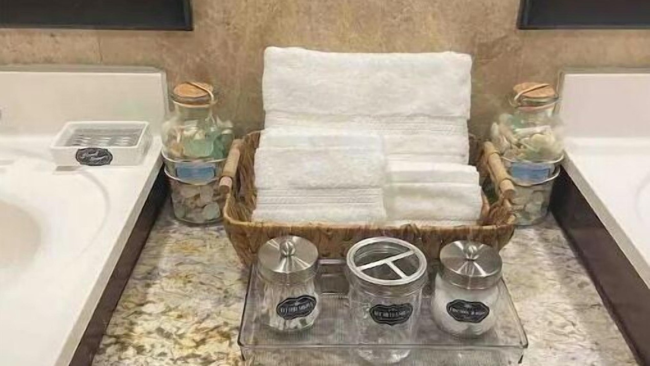 Photo of Bathroom in Estate Rattan