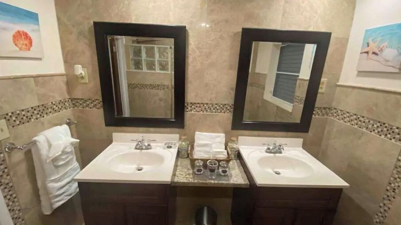 Photo of Bathroom in Estate Rattan
