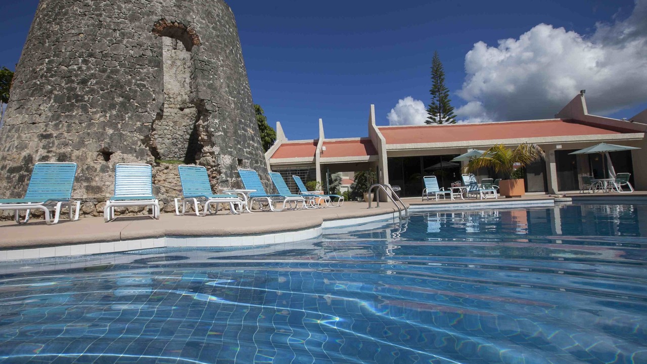 Photo of Outdoor in Estate Golden Rock