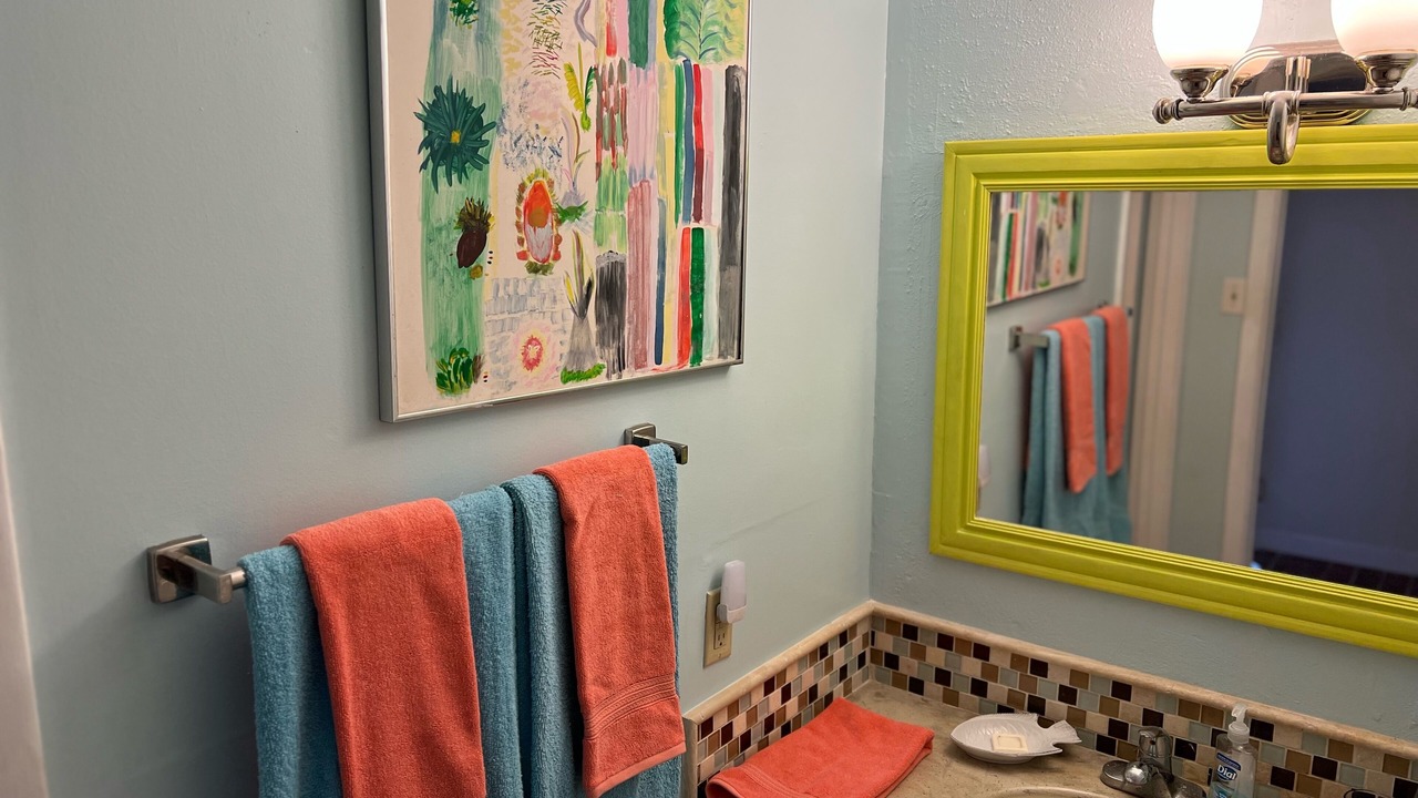 Photo of Bathroom in Estate Golden Rock