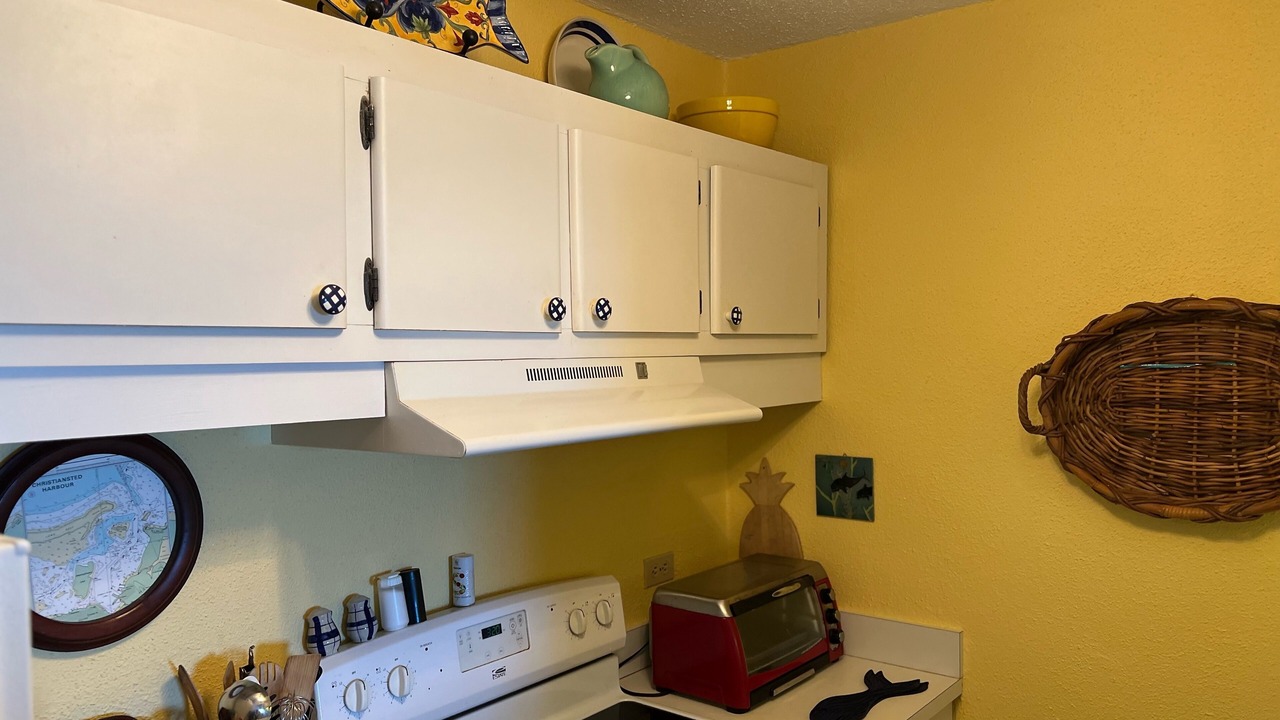 Photo of Kitchen in Estate Golden Rock
