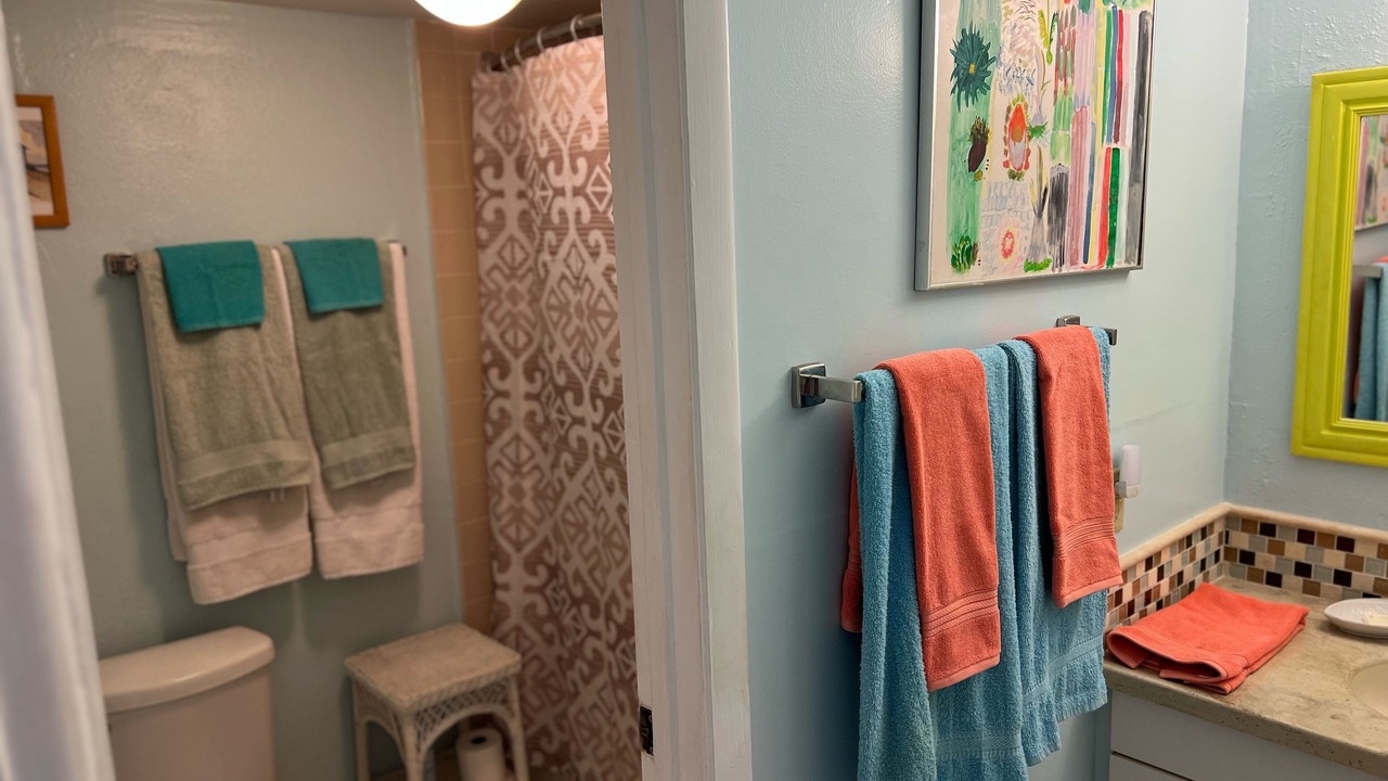 Photo of Bathroom in Estate Golden Rock