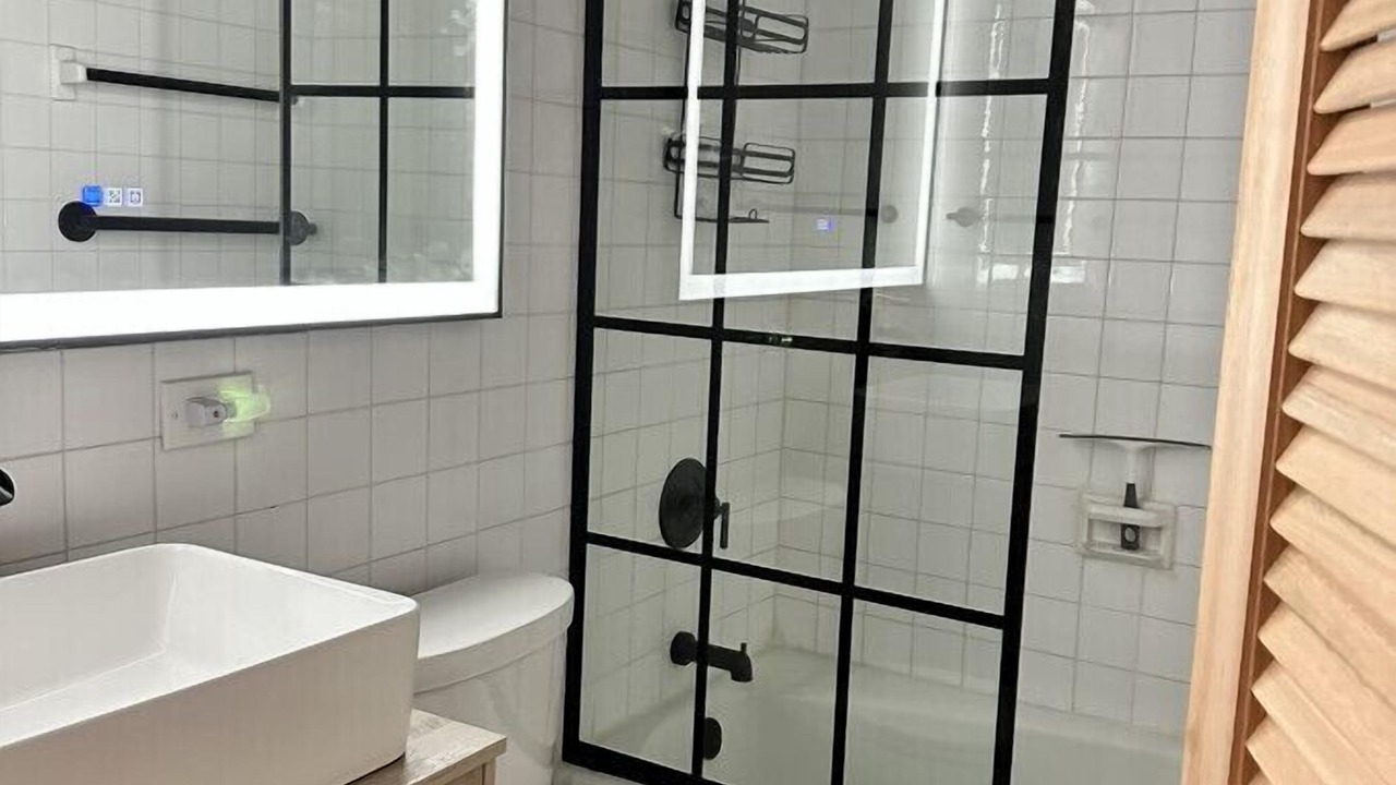 Photo of Bathroom in Cabes Point