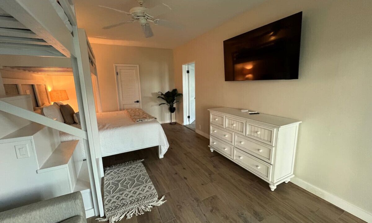 Photo of Bedroom in Estate Chocolate Hole and Great Cruz Bay