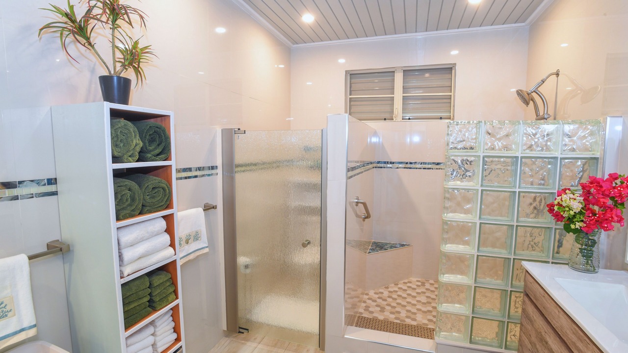 Photo of Bathroom in Peterborg