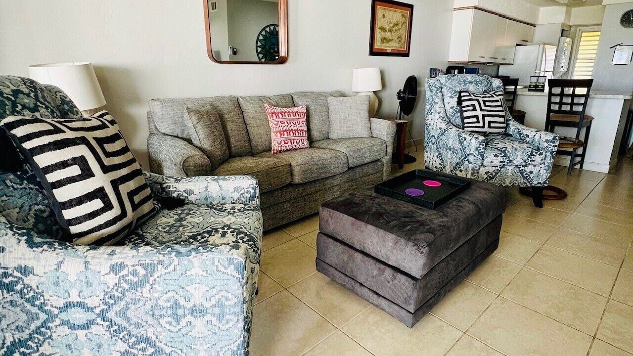 Photo of Livingroom in Estate Golden Rock