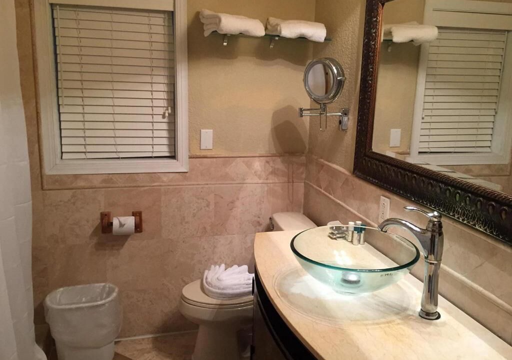 Photo of Bathroom in Estate Shoys