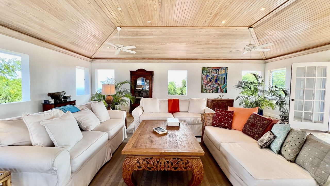 Photo of Livingroom in Estate Fortuna Hill