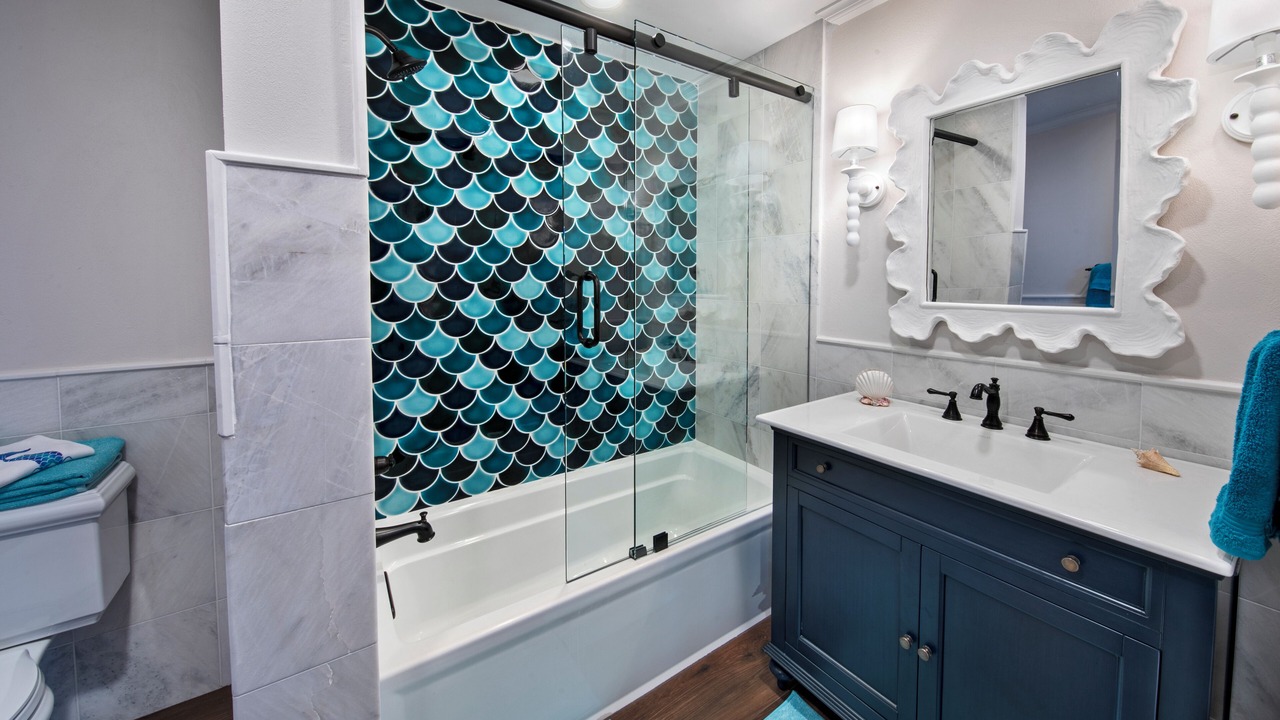 Photo of Bathroom in Estate Western Water Island