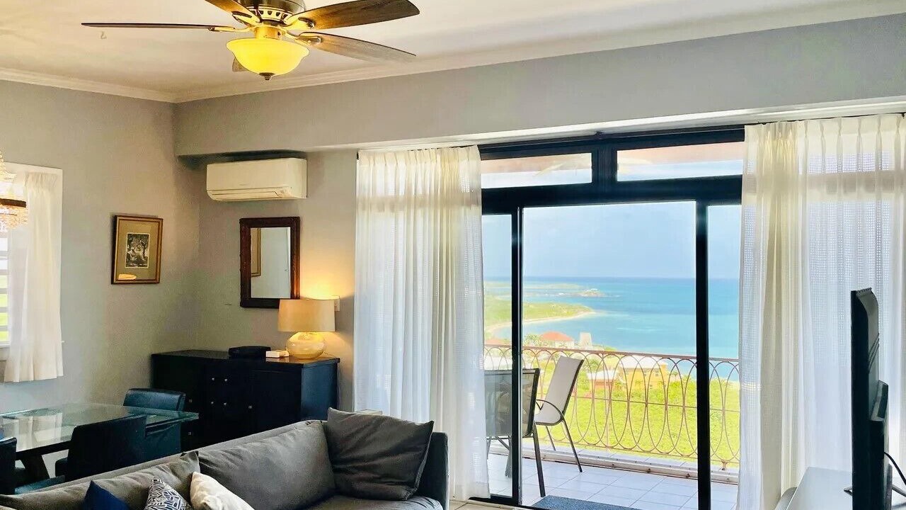 Photo of Bedroom in Estate Coakley Bay