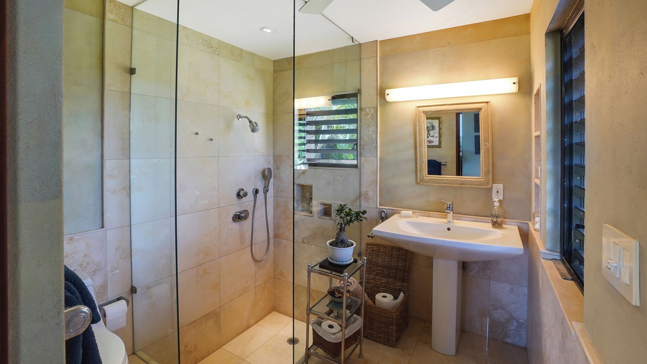 Photo of Bathroom in Testman