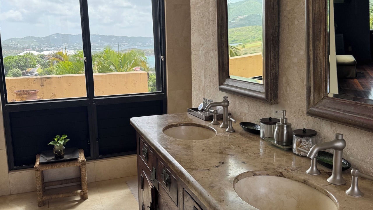 Photo of Bathroom in Testman